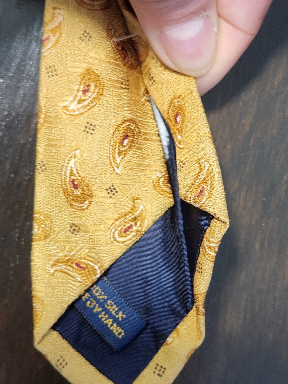 Vintage Coach Mens 100% Silk Paisley Tie Gold Designer Necktie Made in USA - Picture 9 of 10